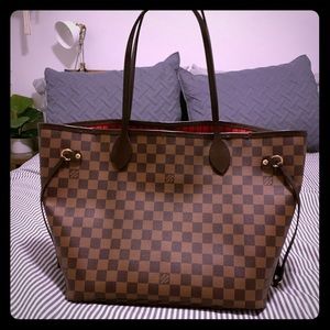 ✨AUTHENTIC✨ Louis Vuitton Neverfull Damier MM